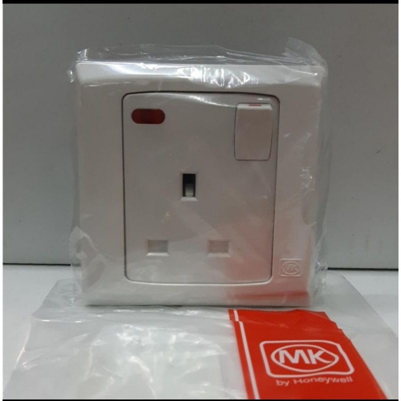 MK STOP KONTAK AC SLIMLINE TYPE S2657 WHI