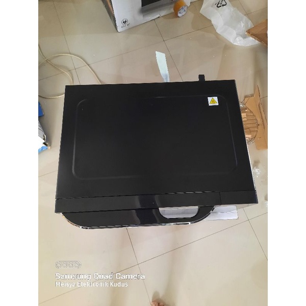 Microwave Oven Sharp R 735MT