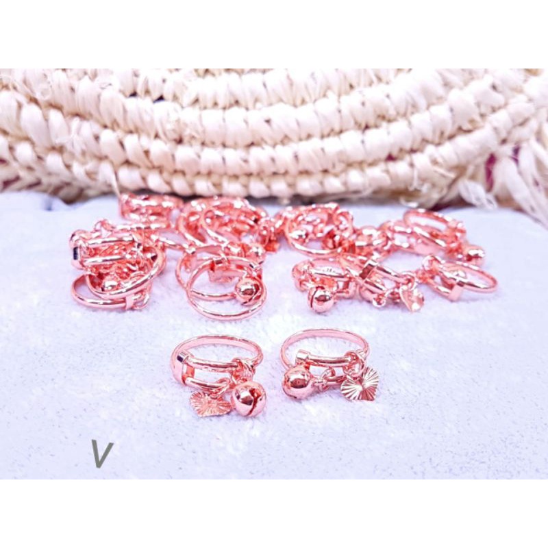 cincin karo anak vier