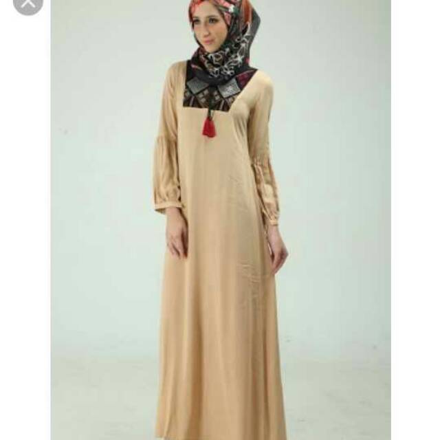 Yumna Empire Dress