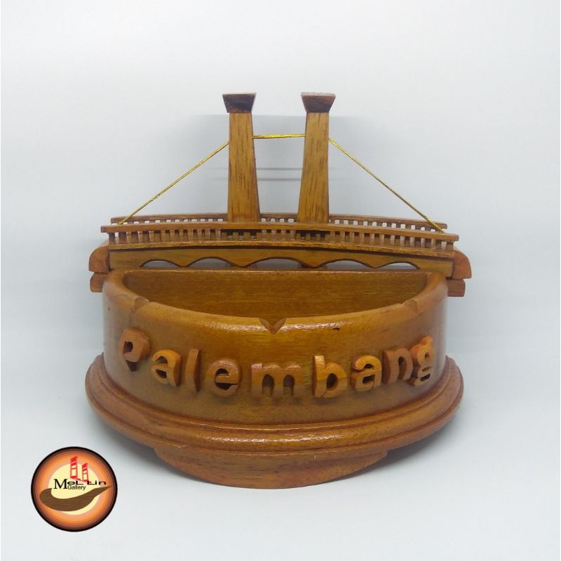 Asbak Miniatur jembatan Ampera khas Palembang kayu MeLLin Gallery