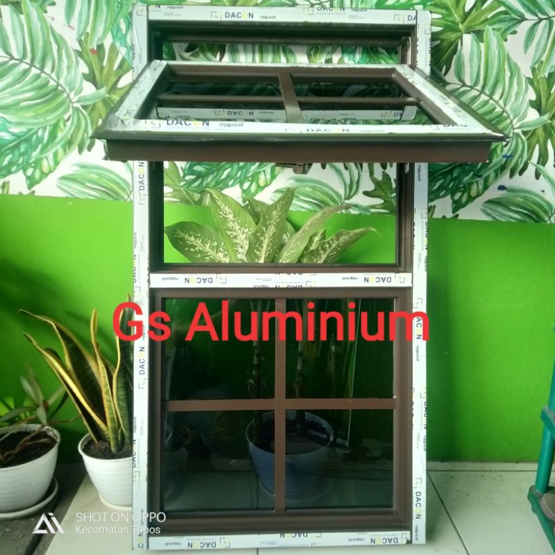 Kusen jendela aluminium kaca mati ornament 55x100