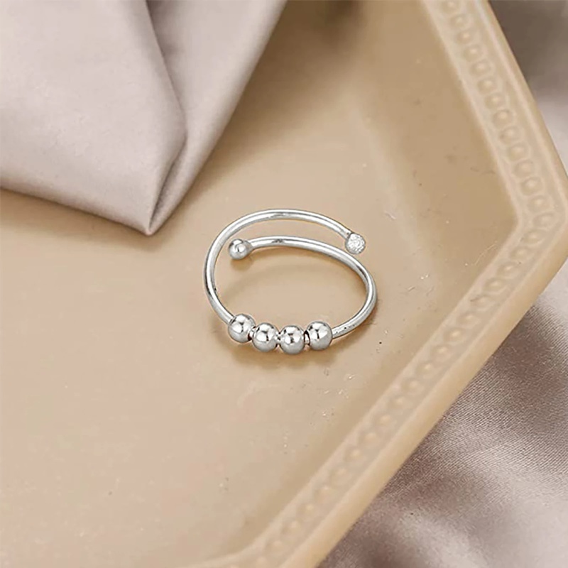 Cincin Model Terbuka Bahan Tembaga Warna Silver Emas Dapat Diputar Untuk Wanita