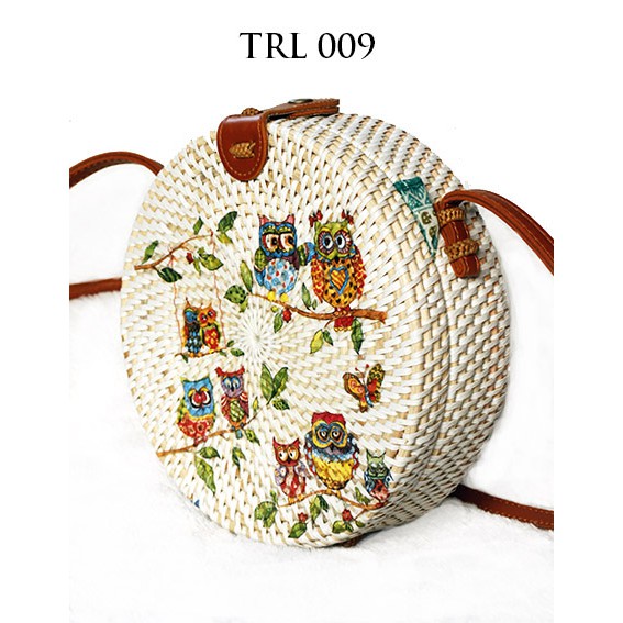 

The Ziel Tas Rotan Bali Bulat Diameter 20cm Lukis Decoupage Motif Burung TRL009