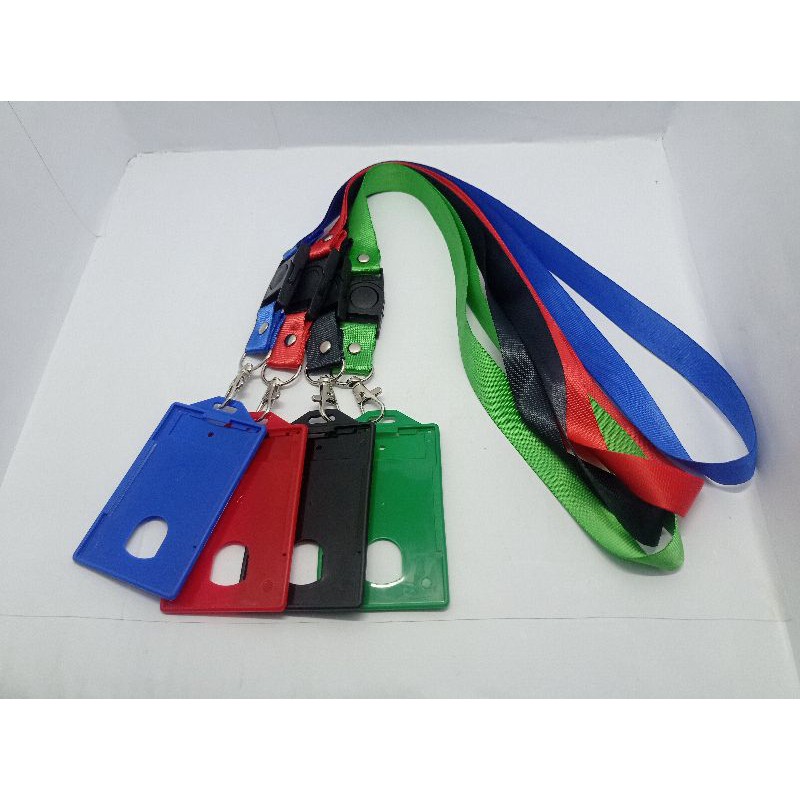 

GANTUNGAN ID CARD LANYARD 2 CM + TEMPAT ID BINTANG JT-103