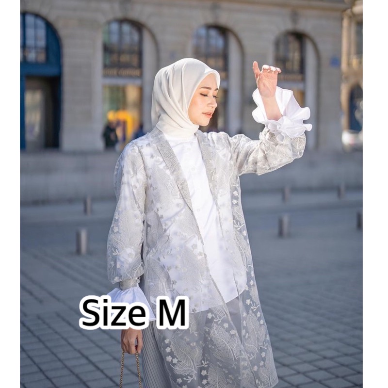 DEEPIKA OUTER HEAVEN LIGHTS