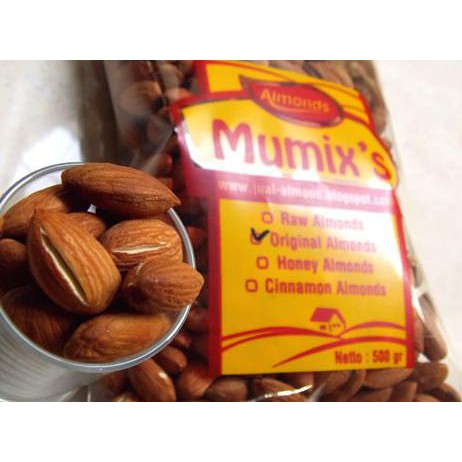 

Original roasted almond / kacang almond Matang 1kg