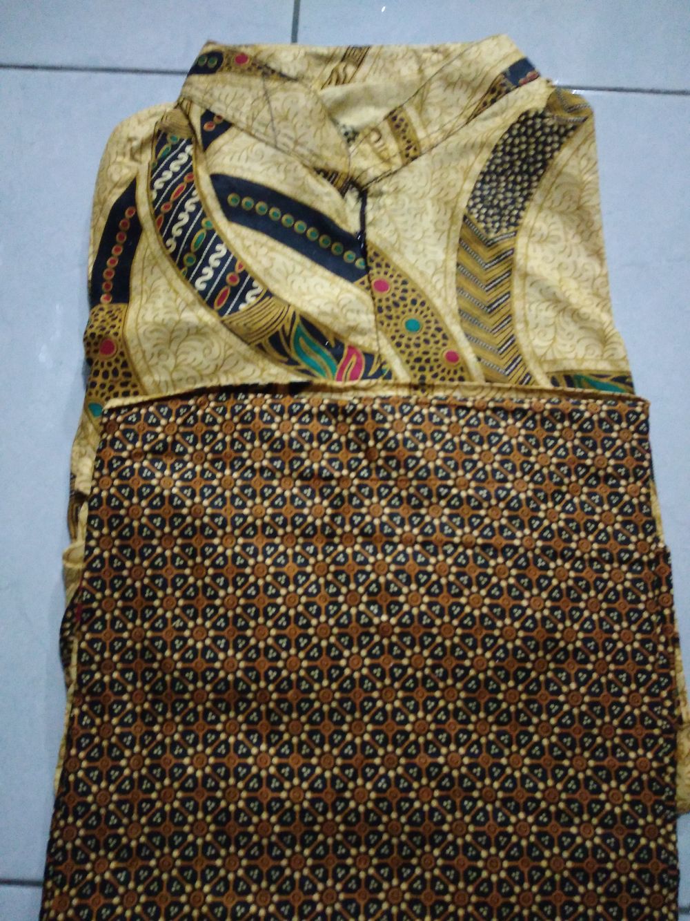 Maura Couple - Sania Ruffle Batik Couple Ori Ndoro Jowi Garansi Termurah Shopee - Batik Modern Solo