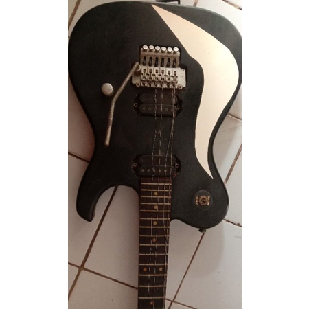 gitar listrik bekas