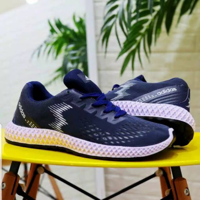 Sepatu sneaker pria | Shopee Indonesia