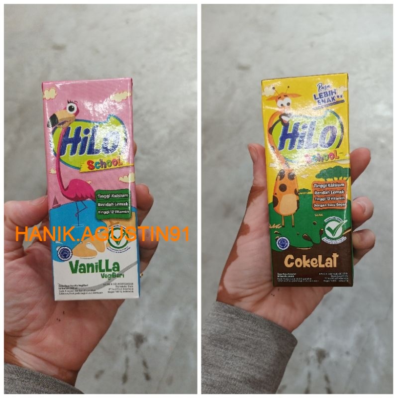 

Hilo School susu UHT Vanila Cokelat 200Ml