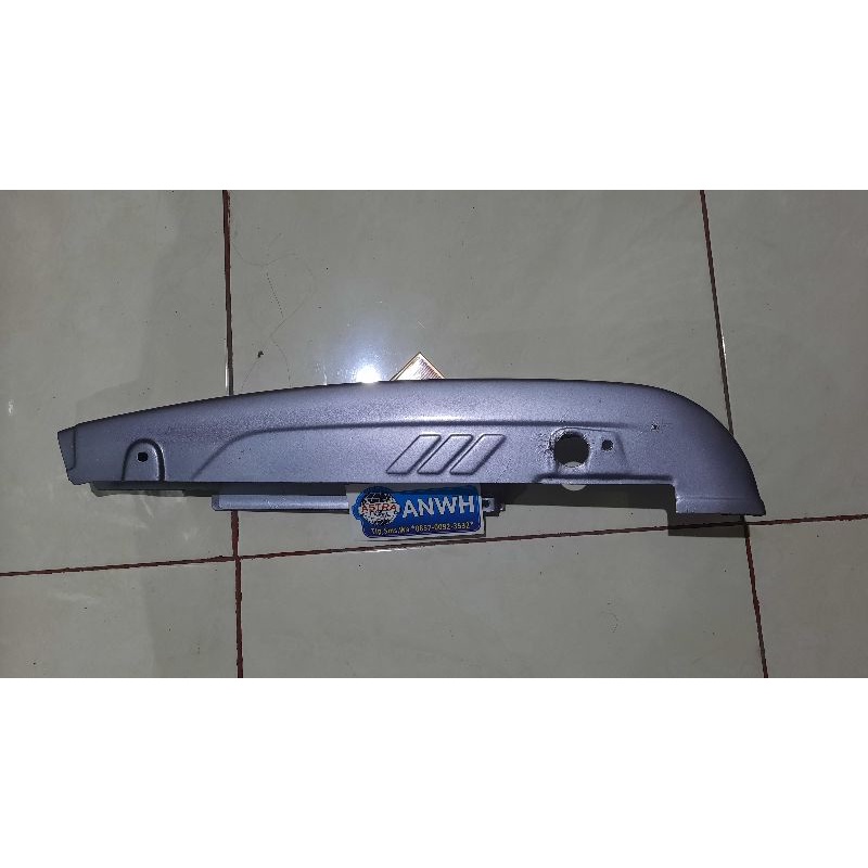 Ketengkas Tutup Rantai Honda Astrea Grand Bulus Legenda Original Abu Abu