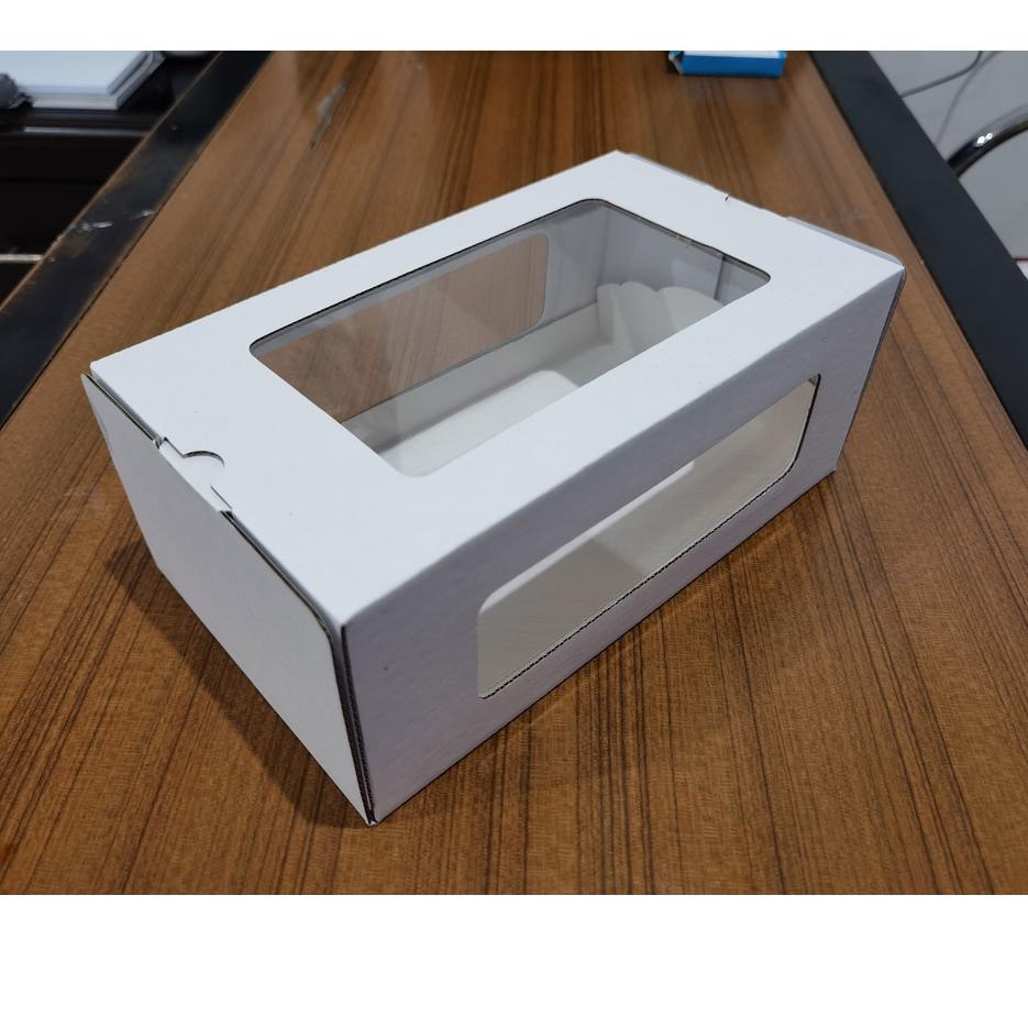 

Miliki - KOTAK KUE - CAKE BOX - DUS BOLU 25 x 14 x 10 WK (ISI 10 PCS)