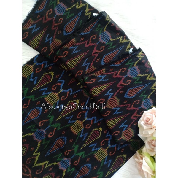 TENUN IKAT BALI(ENDEK)