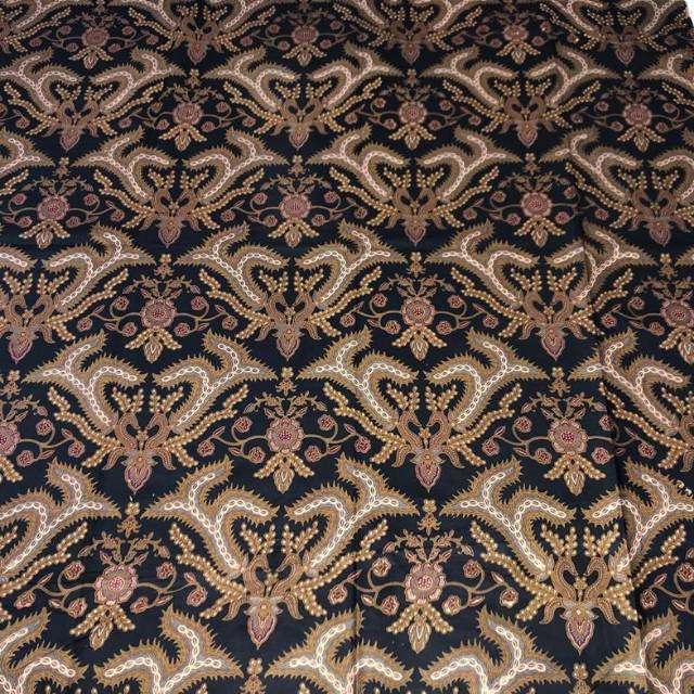 Kain Batik Surya Kencana BKM 01