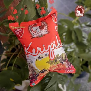 

Keripik singkong maicih hadap samping level 3 dan 5