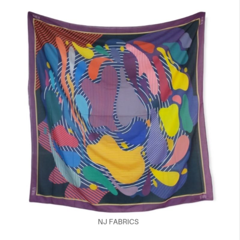 NJFabrics Lolly Scarf Hijab Segi Empat Printing Wanita Voal Premium Ungu