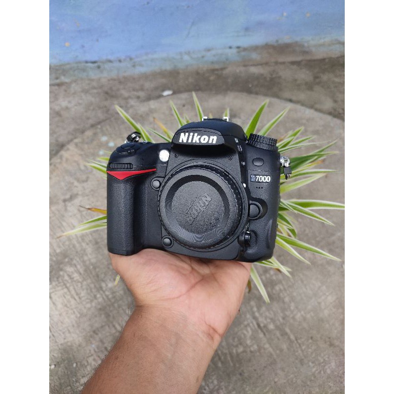 NIKON D7000 BO MULUS BEKAS LIKENEW MURAH