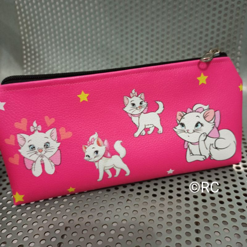 

Tempat Pensil/Kostak Anak Marie Cat