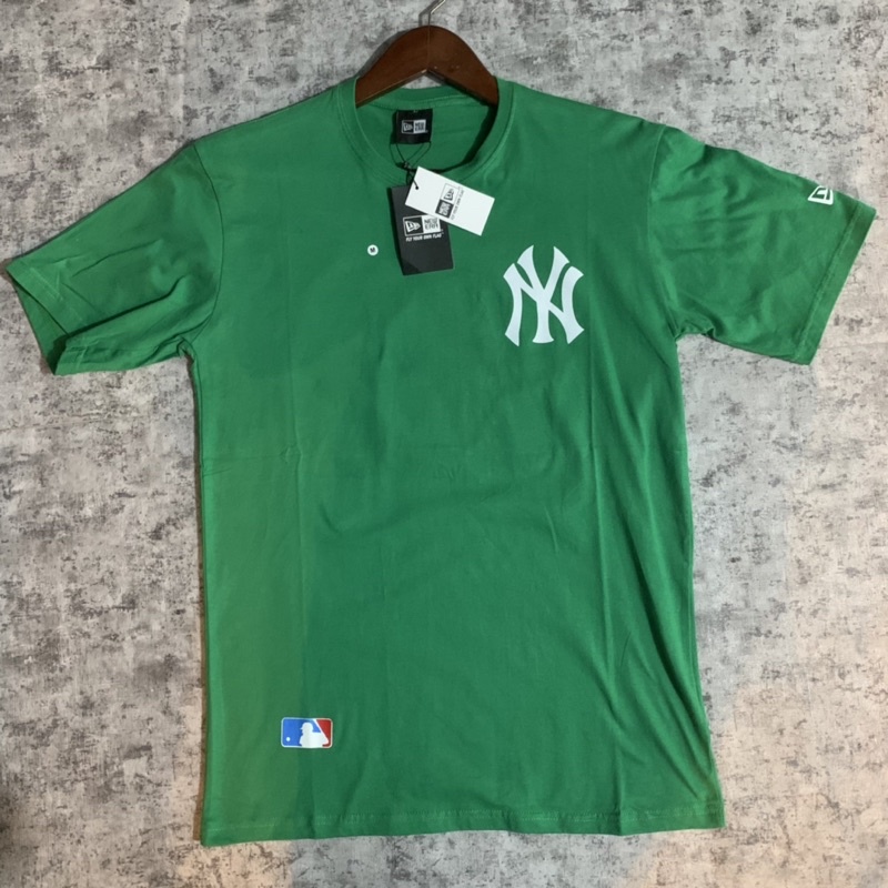 kaos NY Hijau
