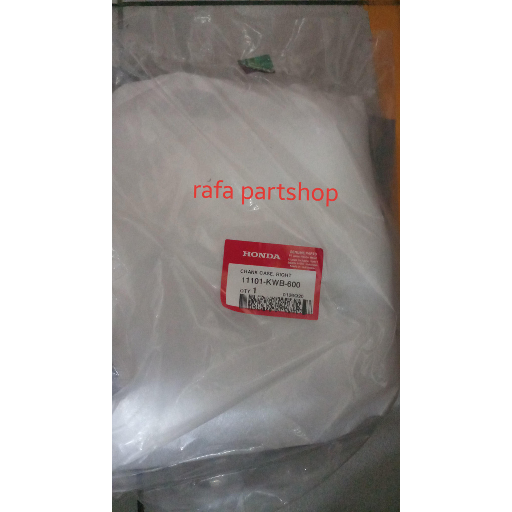 Blok Mesin Kanan Crankcase Comp R Blade Karburator 11101KWB600 ORI AHM