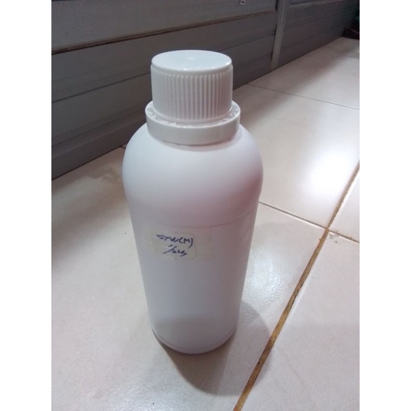 Biang Essen Strawberry Merah Murni