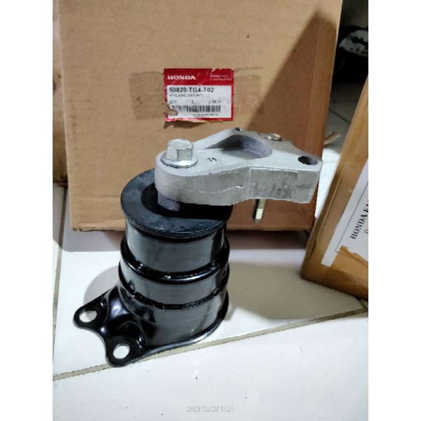 Engine mounting kanan Brio Mobilio MANUAL