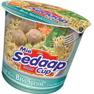 Mie sedap baso spesial Mi kuah dalam Cup mie dalam mangkok 77gr