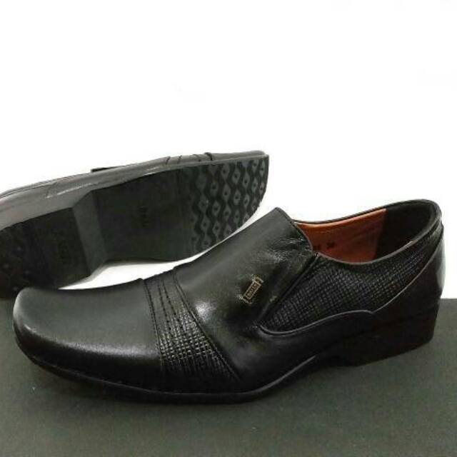 Sepatu Formal Pria Kulit Tanpa Tali 7086 murah Gak Murahan