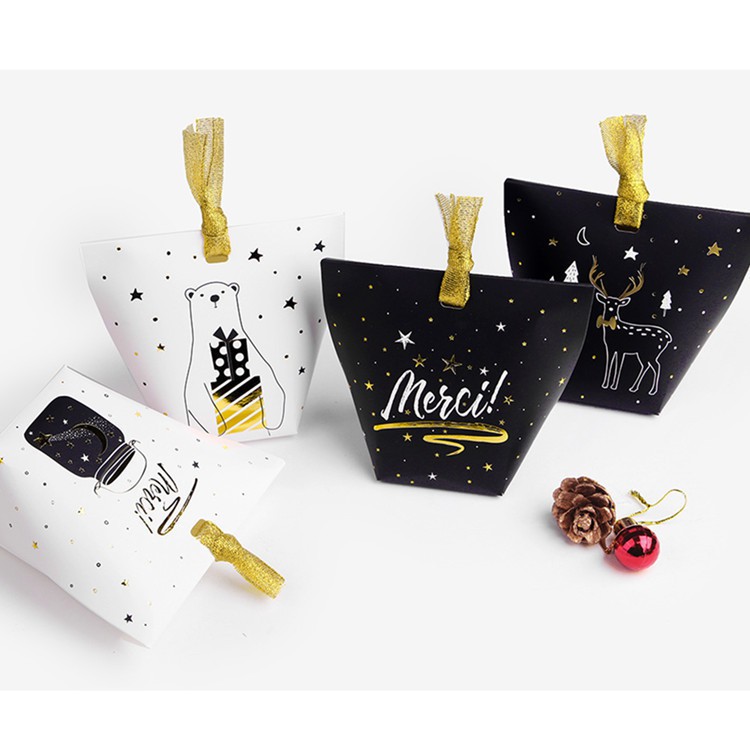 

BOX KUE KADO SOUVENIR MERCIL KOTAK POUCH STAR BLACK WHITE 6x10x6cm PITA Pisah LB-234