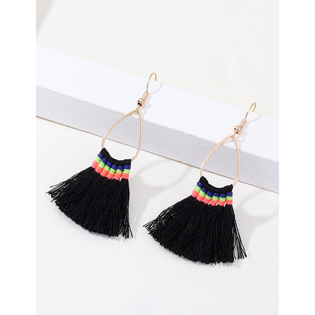 LRC Anting Gantung Fashion Black Fan-shaped Tassel Earrings F40692