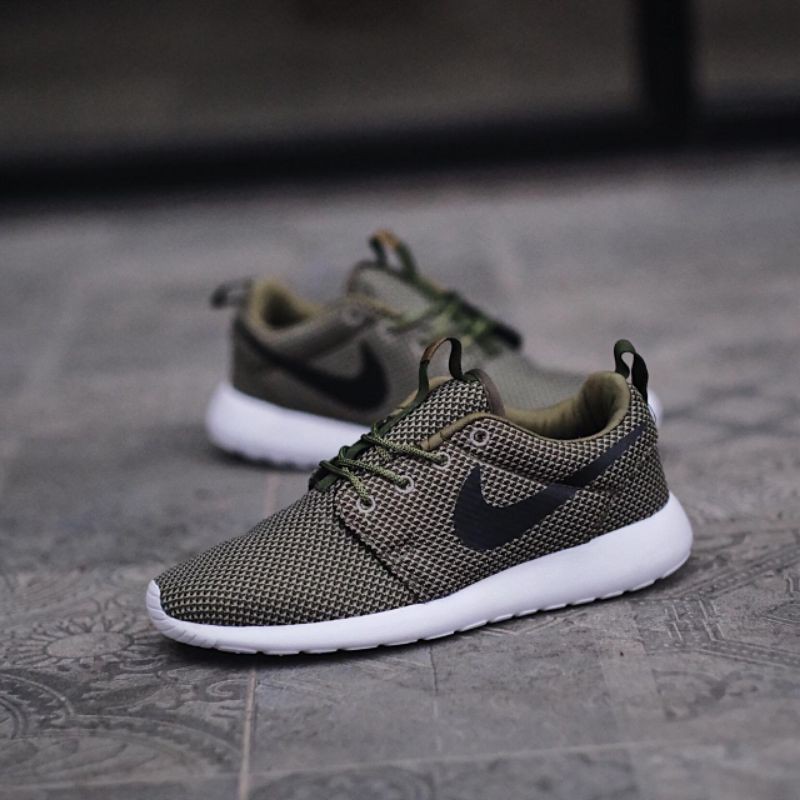 sepatu nike roshe run original
