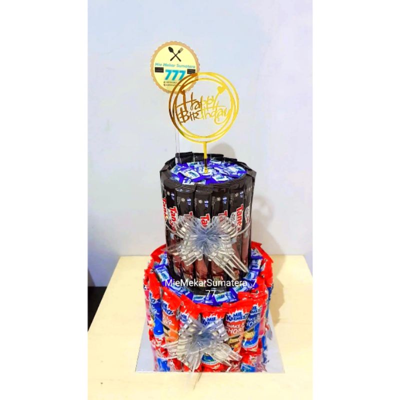 

SNACK TOWER/KUE ULANGTAHUN/SNACK CAKE/SNACK TART/SNACK ULTAH/BIRTHDAY TOWER/KADO ULTAH/KADO WISUDA/BUCKET/ULANG TAHUN/SET HADIAH/KUE TART/HAMPERS