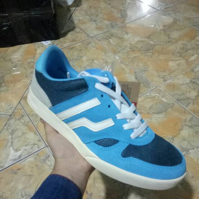 Sepatu Piero Falcon Blue