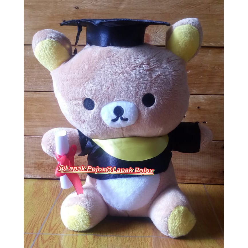 Boneka wisuda soft yelvo