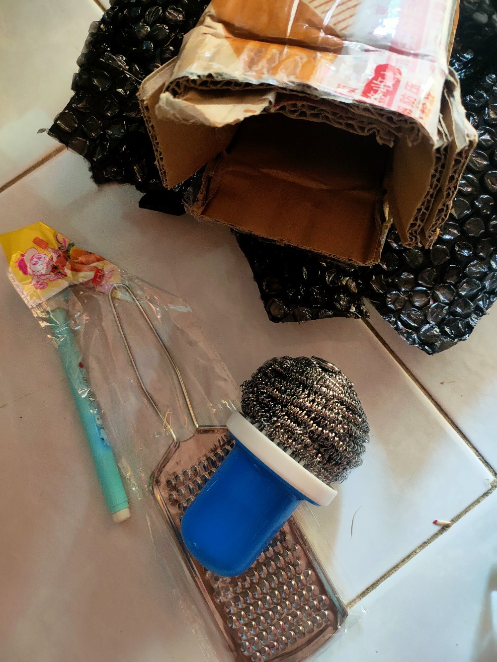 Js1226 Sikat Kawat Panci Kuali  Bulat Gagang Plastik / Sikat Kawat Pembersih Panci /brush Steel Wool