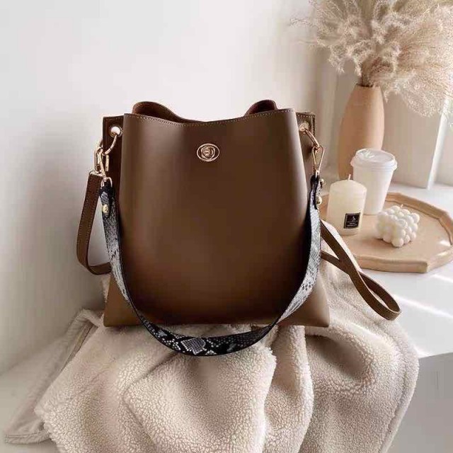 ZC 7774 RISCE TAS PUNDAK SELEMPANG IMPORT WANITA CEWEK PEREMPUAN JAKARTA BATAM