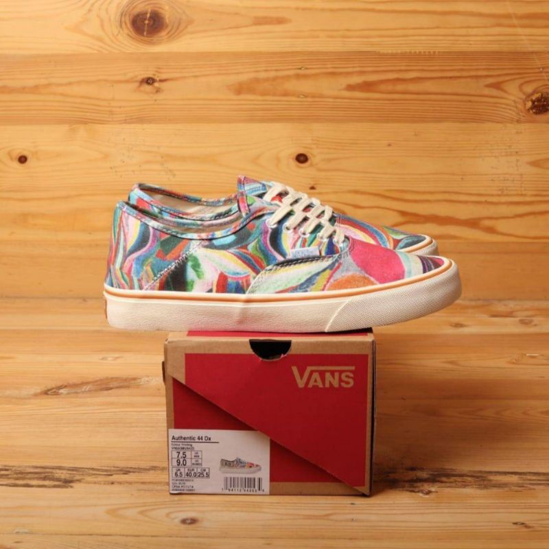 CRIS JOHANSON X VANS AUTHENTIC COLOR