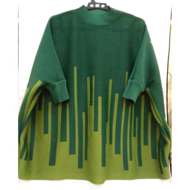 Blus Plisket Import Bangkok bat wing