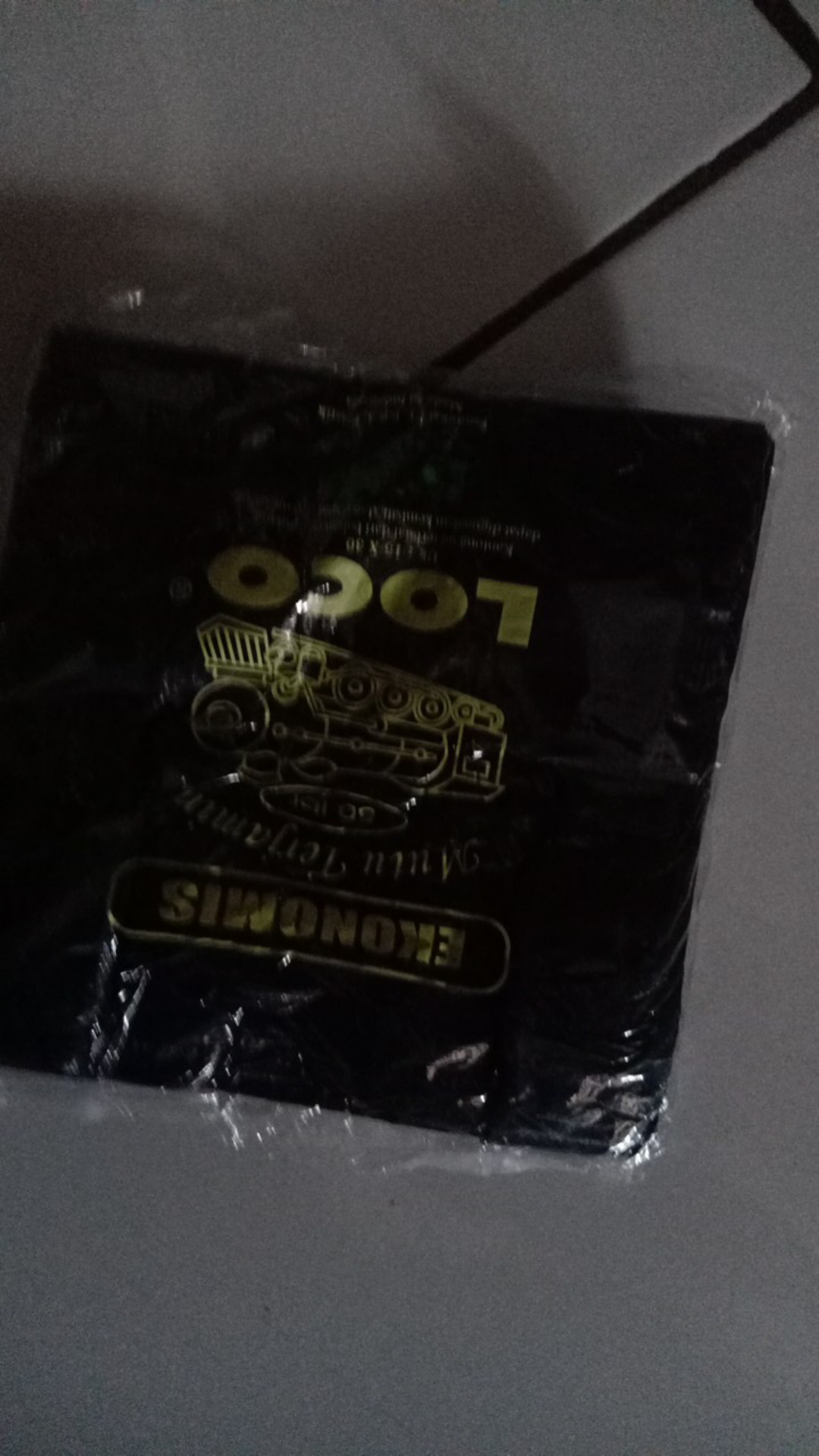 Kantong Plastik Kresek Loco Ekonomis Hitam Tipis 15 X 30
