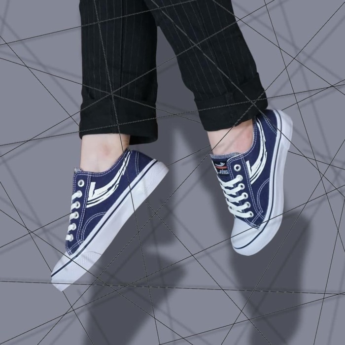 Order Langsung Sepatu Johnson Classic Pro Lowcut (LC) Dusty Navy - Biru, 37 terbaik