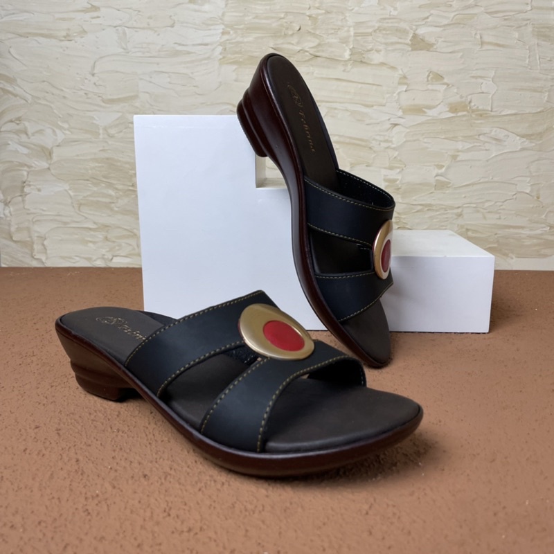 Sandal Febrina BL 01