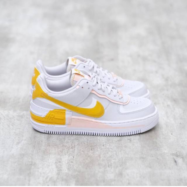 Nike air force 1 shadow SE pollen rise 