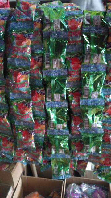 Aneka permen rencengan