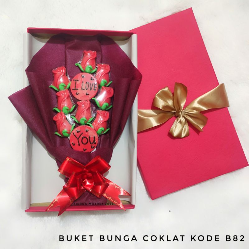 

B81 Buket Bunga mawar dr coklat - cokelat box gift hadiah ibu,suami, istri sdh HALAL MUI bucket unik