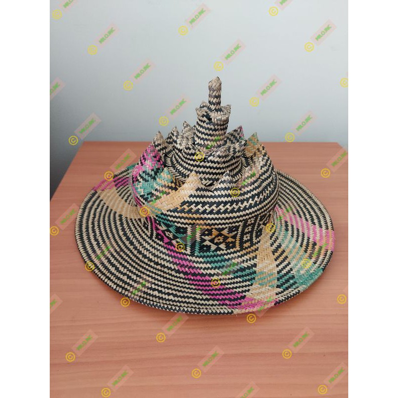 TOPI ANYAMAN ROTAN DAYAK HANDMADE KALIMANTAN
