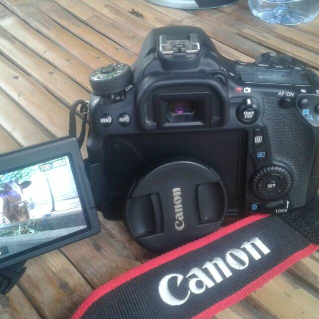 Kamera DSLR CANON 70D