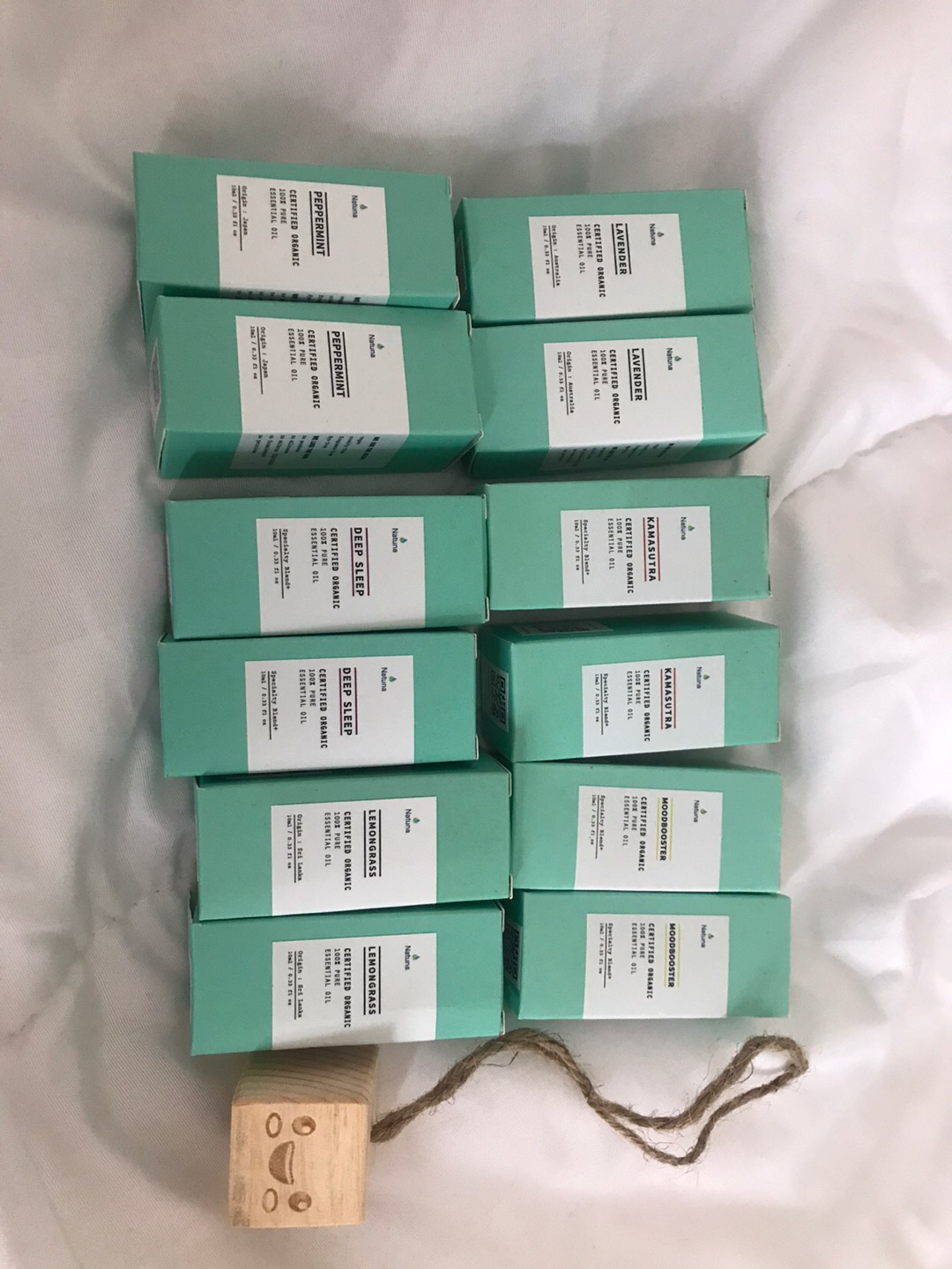 Natuna Moodbooster Essential Oil Diffuser Humidifier Minyak Esensial Air Purifier Aromatherapy Oil