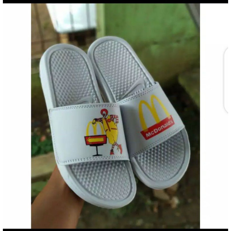 SENDAL PRIA WANITA KEKINIAN / SENDAL KFC MCD / SENDAL KARET RINGAN