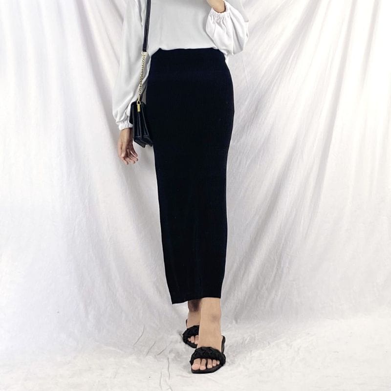 Rok Rajut Span / Rok Span Knit / Rok Panjang / Long Knit Skirt / Rok Wanita Kekinian / Celana Panjang Wanita-Hitam